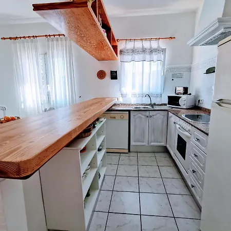 0302 - Pera * Balcon del Mar